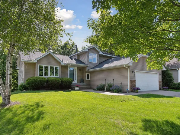 9621 Parkside Trl, Champlin, MN 55316