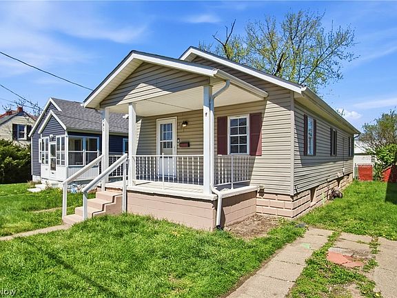 5th image of 541 Winton Ave