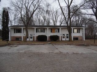 1040 Bowerman Dr, Adrian, MI 49221