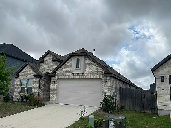 2nd image of 509 Oleander Loop