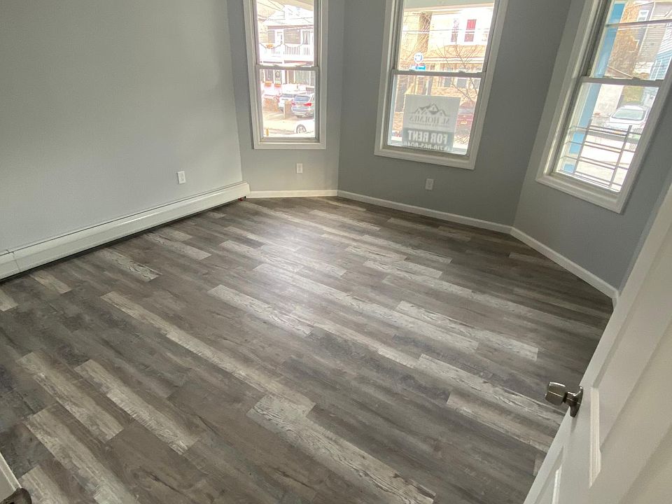 1st image of 170 Westervelt Ave #1
