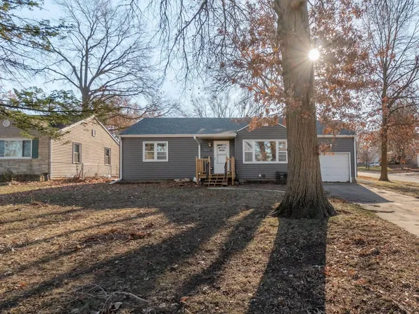 800 Bourland Ave, Waterloo, IA 50702