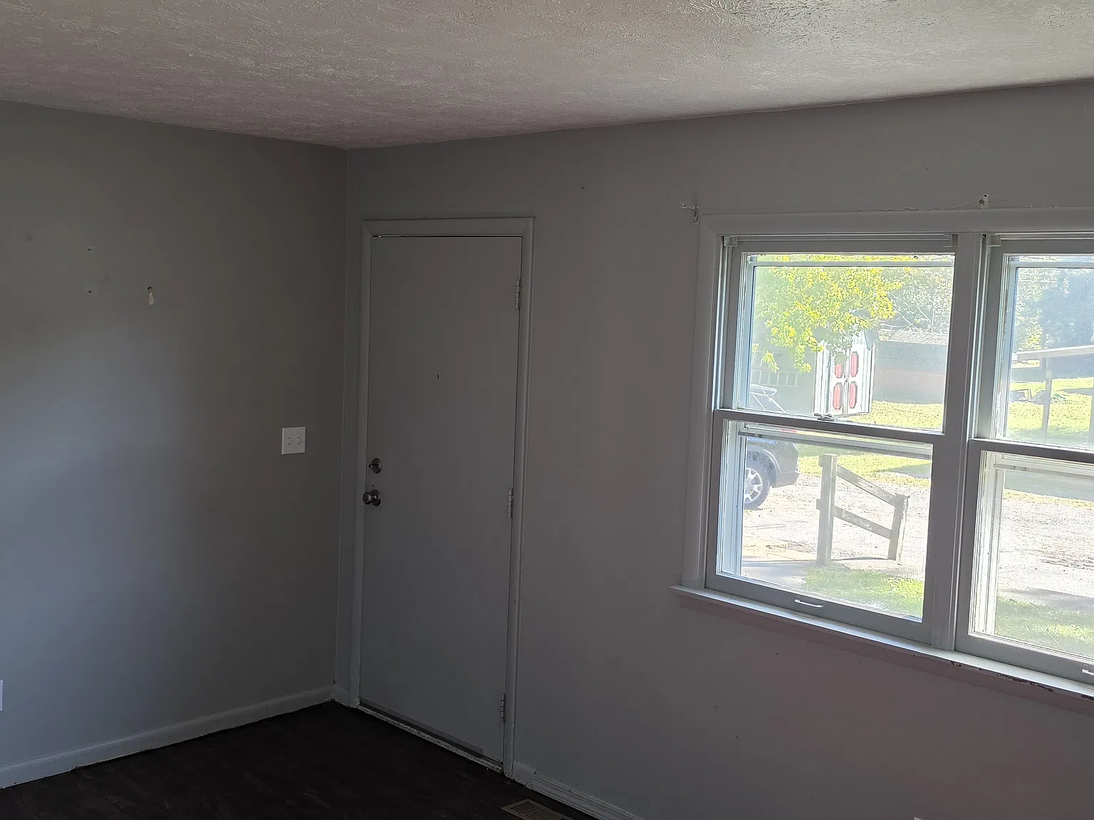2 bed, 815 sqft, $1,000 — Photo 2