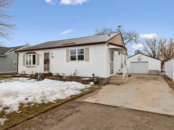 1709 25th Ave, Menominee, MI 49858