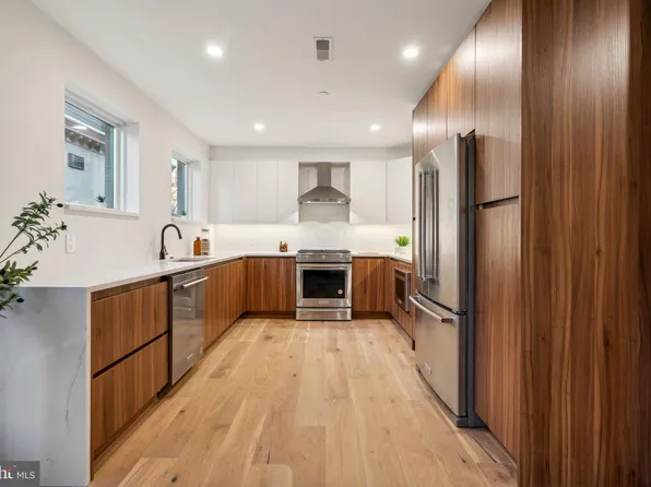 534 N 19th St #3, Philadelphia, PA 19130