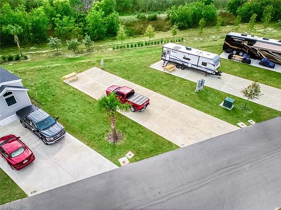 2nd image of 252 Horizon RD