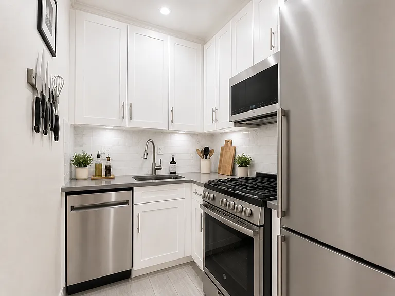 41 W 90th St #1B — Photo 5