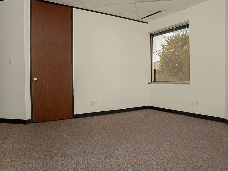 15603 Kuykendahl Vacant — Photo 8