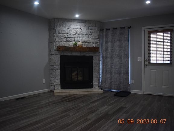 4th image of 6732 S Holland Way