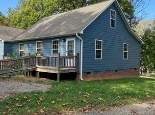 47 Enka Orchard St, Biltmore Lake, NC 28715