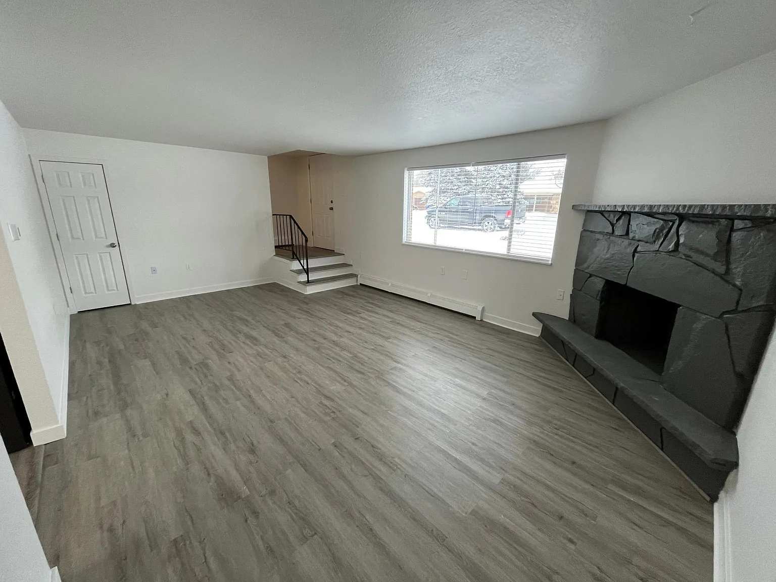 3 bed, 1.5 bath, 1500 sqft, $2,200 — Photo 4
