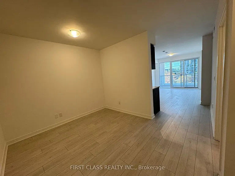 2033 Kennedy Rd #507 — Photo 10