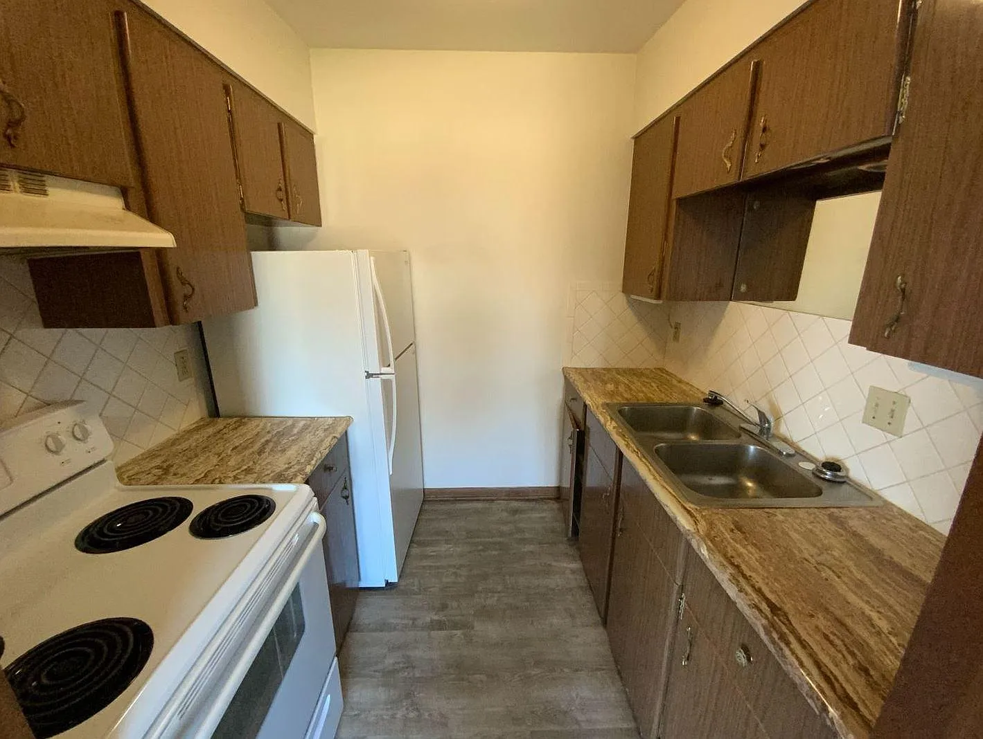 Library Place Apartments — Photo 2