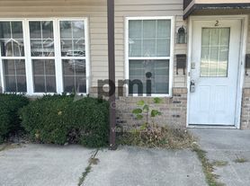 1306 Arthur Ave