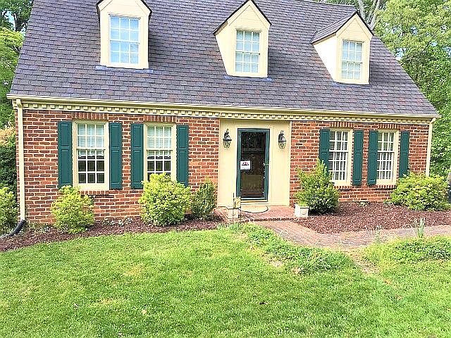 1st image of 4716 Heritage Dr