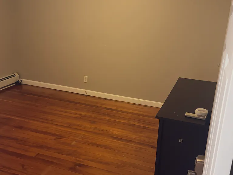 39 Pike St #3 — Photo 9