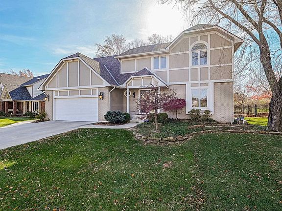 2nd image of 2506 N Fox Run Ct