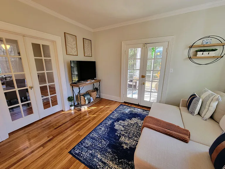 1725 Fairfax St — Photo 6