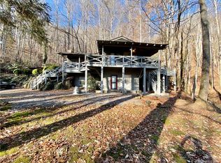 87 Old Cabin Cv, Balsam, NC 28707