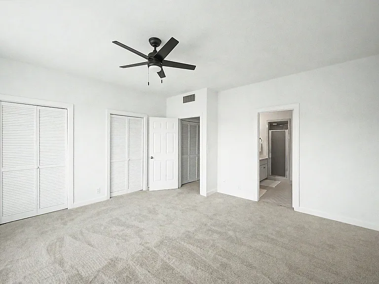126 Forest Place Cir — Photo 37