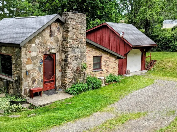 33 Fuller St, Binghamton, NY 13901