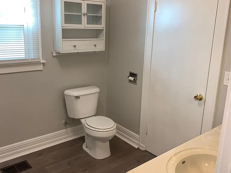 208 N 2nd Ave — Photo 10