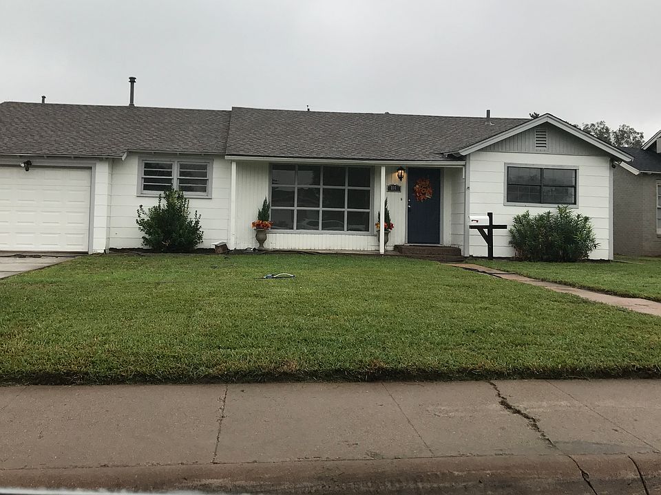 1st image of 814 W 21st St