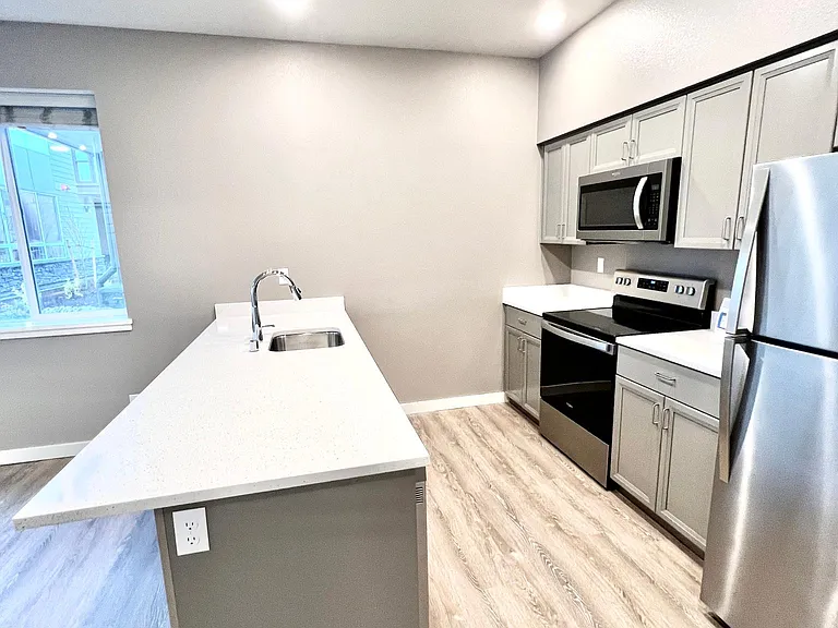 McCormick Heights — Photo 33