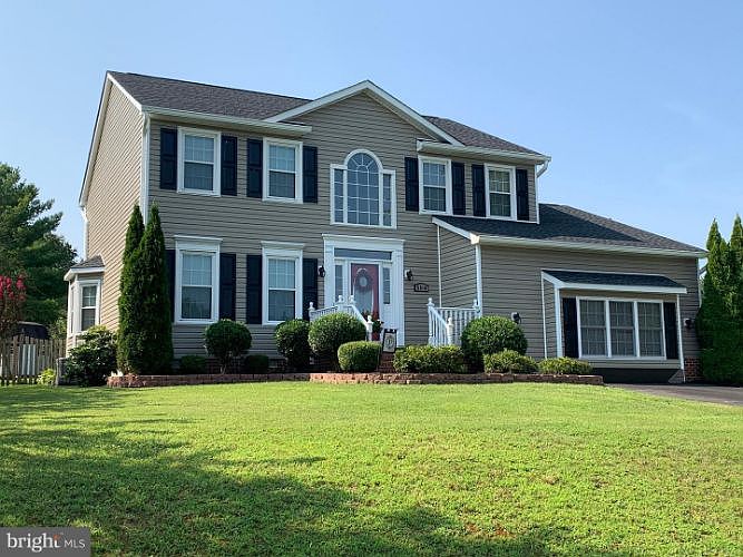 1st image of 6910 Cedar Crest Dr