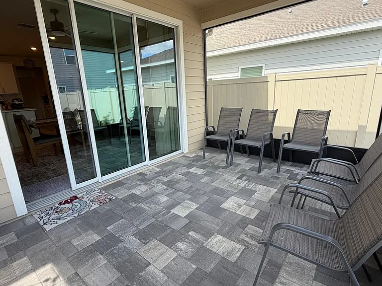 12710 NW 13th Ln — Photo 25