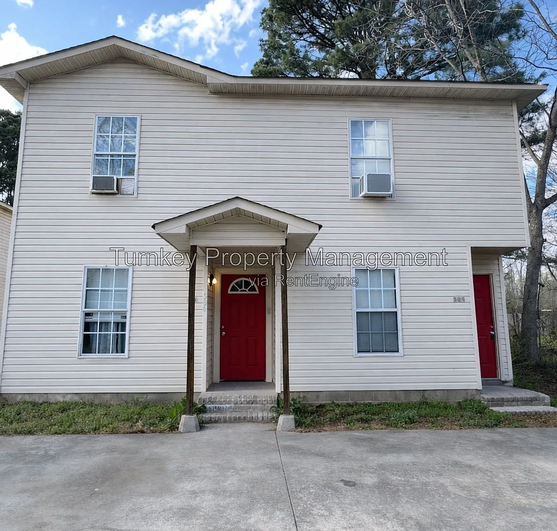 2 bed, 1.0 bath, 918 sqft, $750 — Photo 1