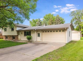 11234 Quebec Ln N, Champlin, MN 55316