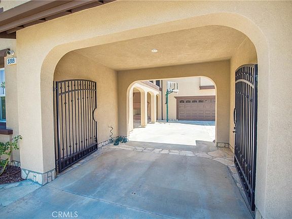 5th image of 3209 Stoneberry Ln