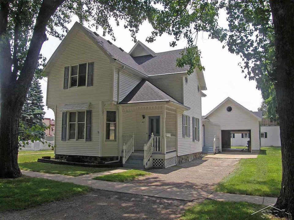 1st image of 317 Pine St