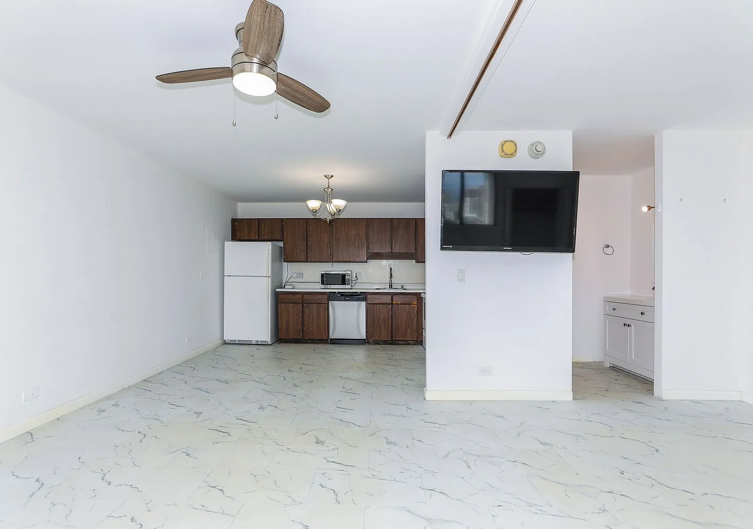 Royal Kuhio Desired Corner Unit, 1b1b1pkg — Photo 2