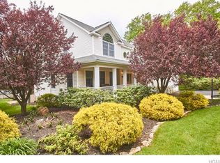 39 Sheffield Dr, Warwick, NY 10990