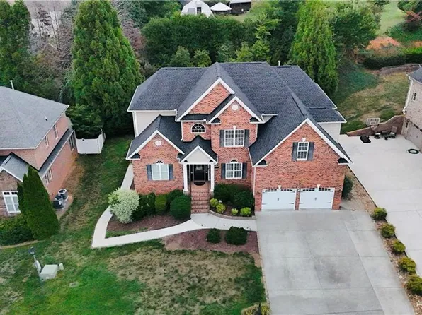 127 Covington Pl, Lewisville, NC 27023