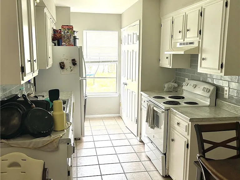 1608 Cimmarron St #B — Photo 2