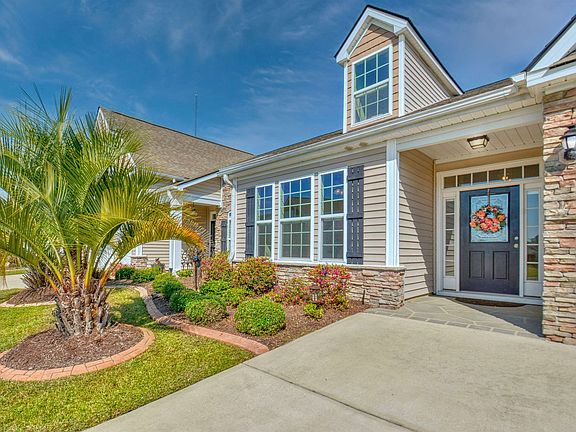 2nd image of 160 Parmelee Dr. #E