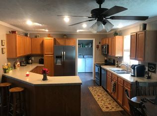 1425 Stubby Oaks Rd, Aberdeen, NC 28315