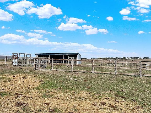 3rd image of 6446 Mensik Rd