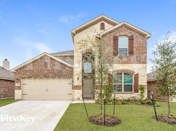 1045 N Churchill Dr, Fate, TX 75189
