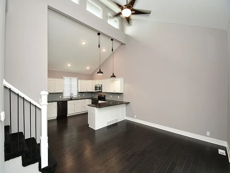 4004 N 162nd Ave — Photo 40
