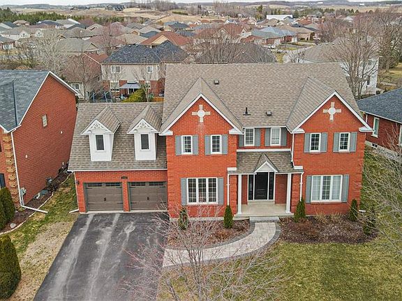 2nd image of 1386 Sandalwood Dr