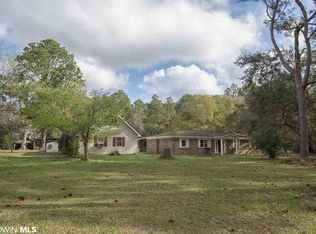 15120 Gilley Ln, Elberta, AL 36530