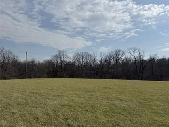 0 Shortcut Rd, Palmyra, IL 62674