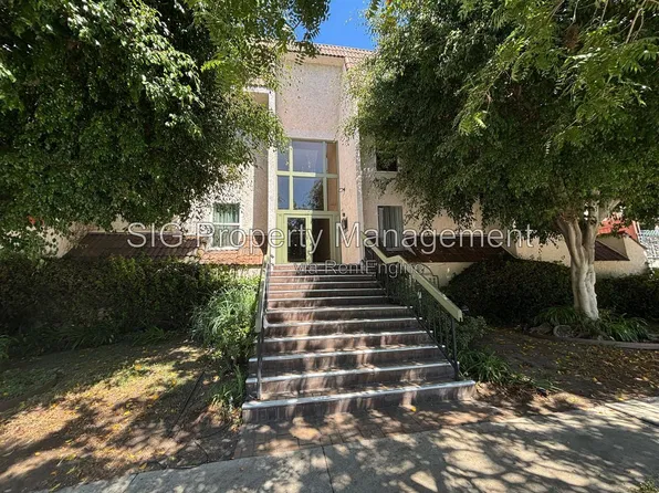 409 Burchett St Unit 104, Glendale, CA 91203