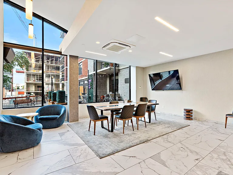 700 1st St #16PA — Photo 9