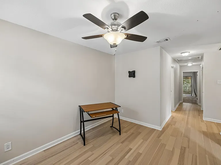 2908 Clear Springs Dr — Photo 21