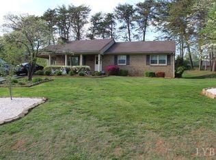 311 Robin Dr, Lynchburg, VA 24502
